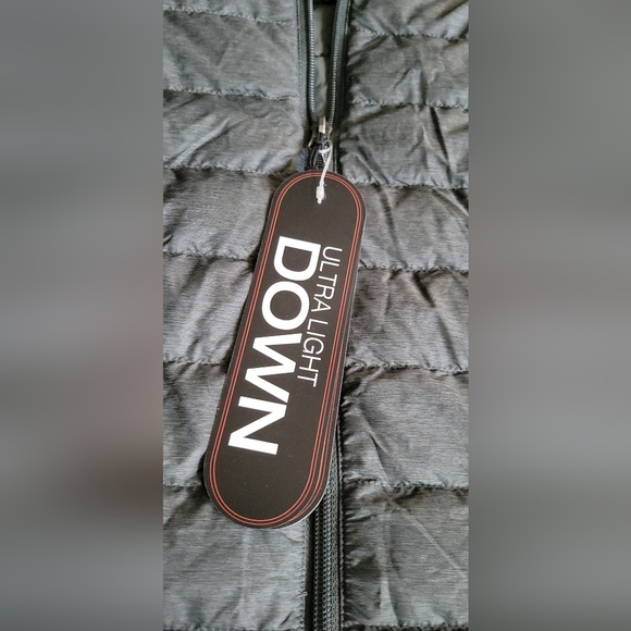 Adults portable jacket NWT - Picture 2 of 3